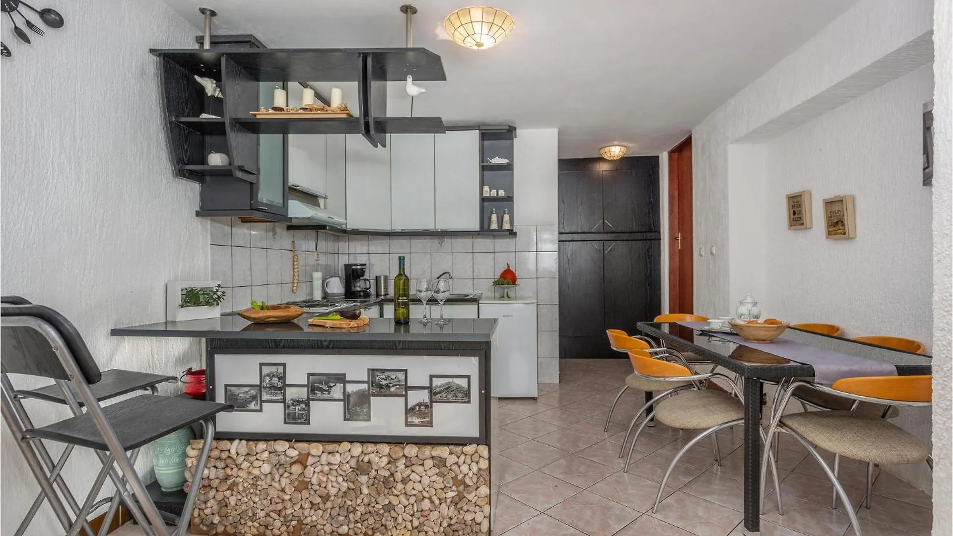 Beautiful Apartment In Vrbnik With Kitchen