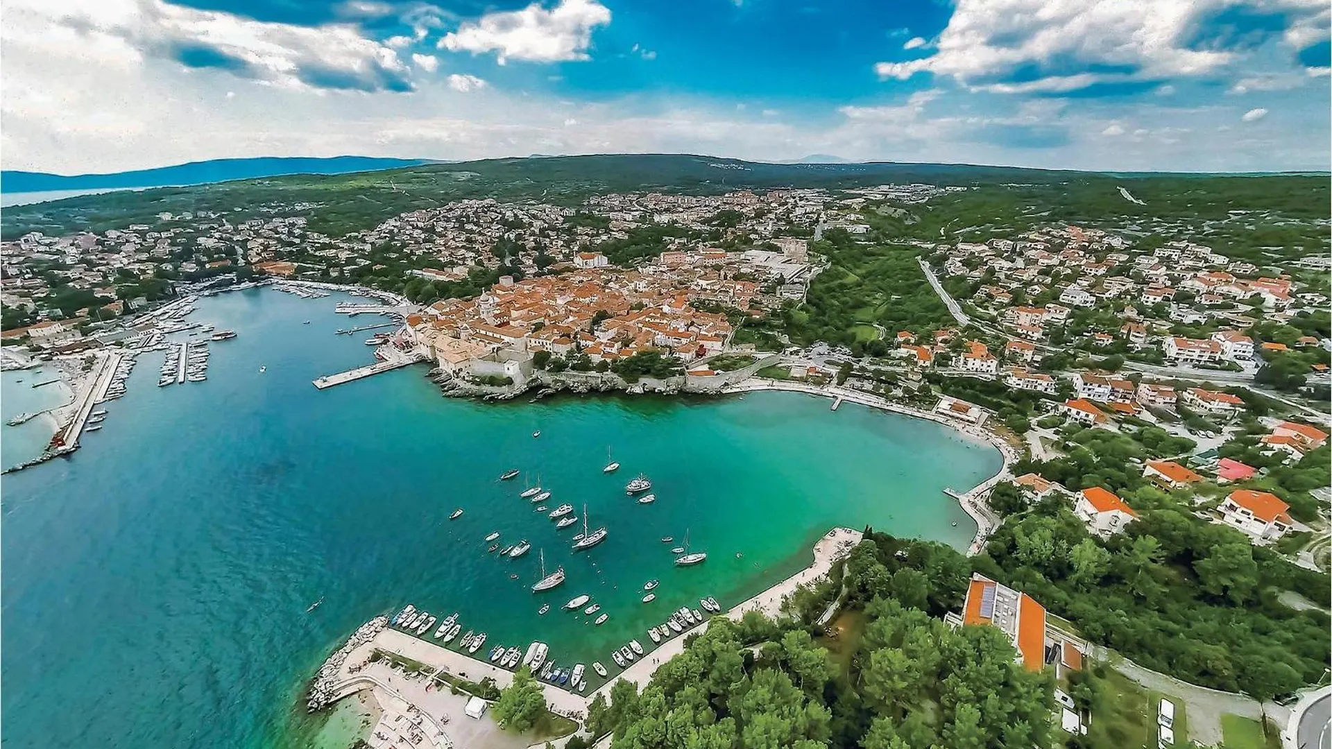 Beautiful Apartment In Vrbnik With Kitchen