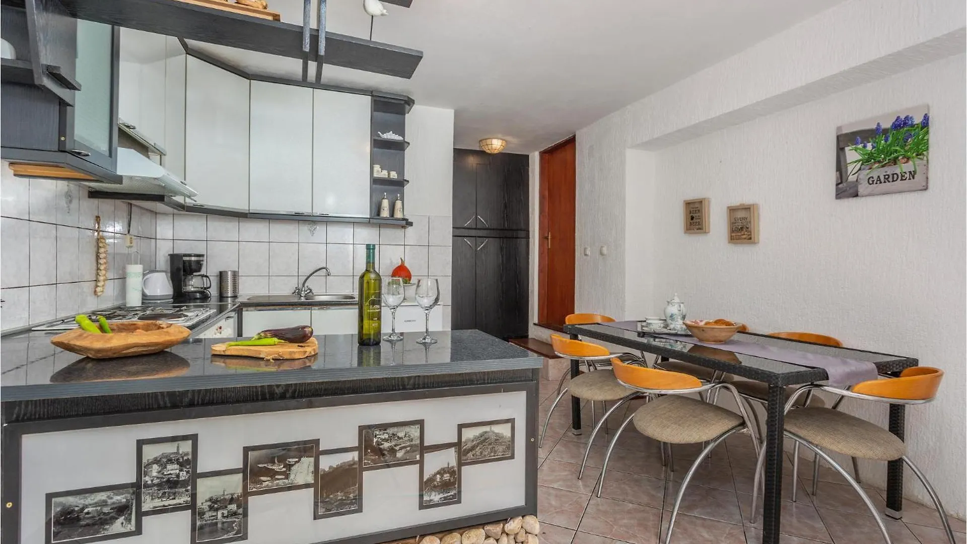 Beautiful Apartment In Vrbnik With Kitchen
