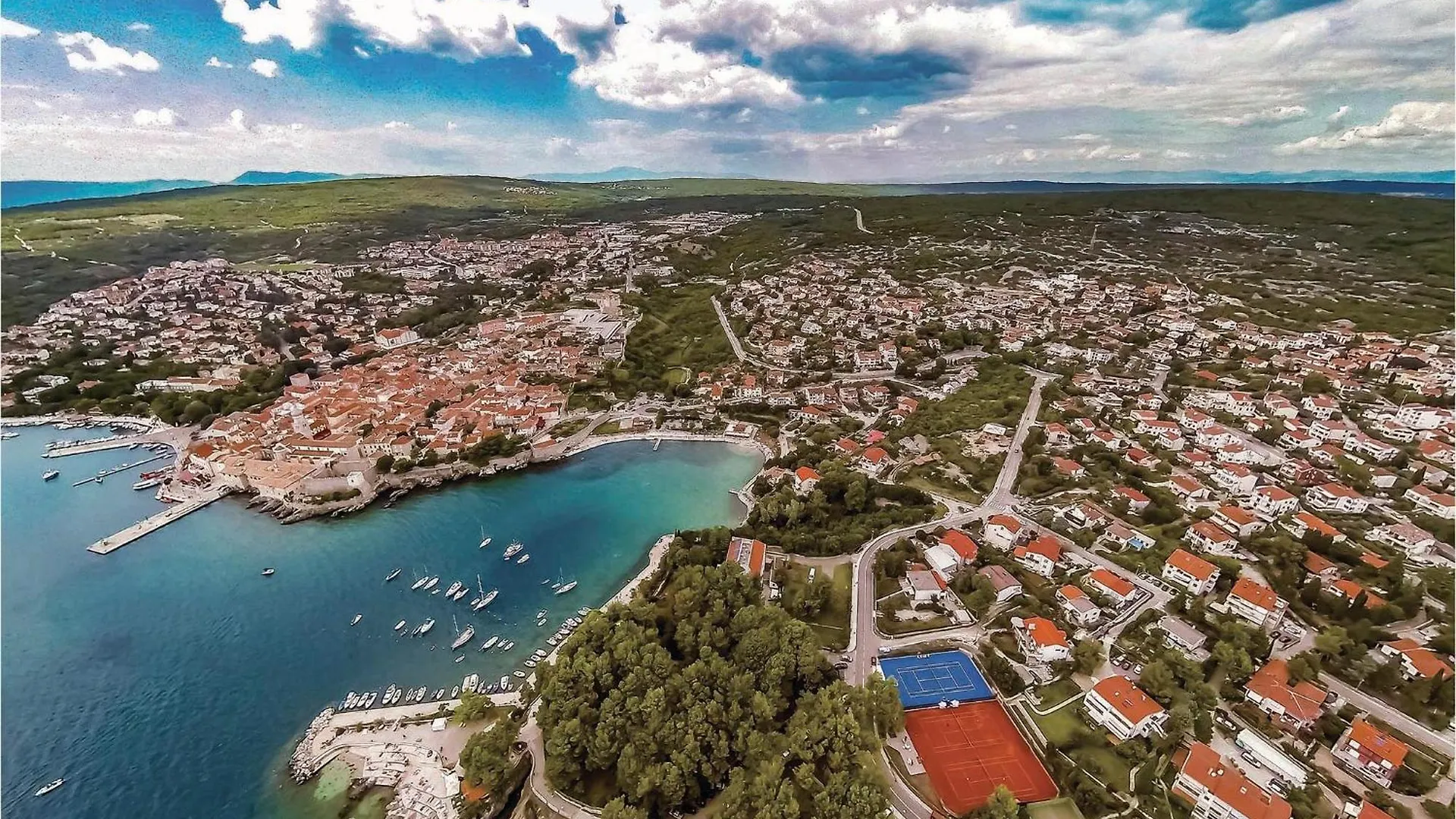 Beautiful Apartment In Vrbnik With Kitchen